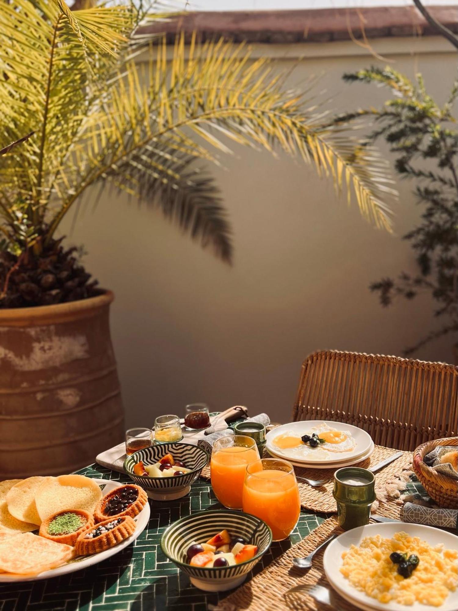 Riad Prive Sadaka Bassin Rooftop 马拉喀什 外观 照片